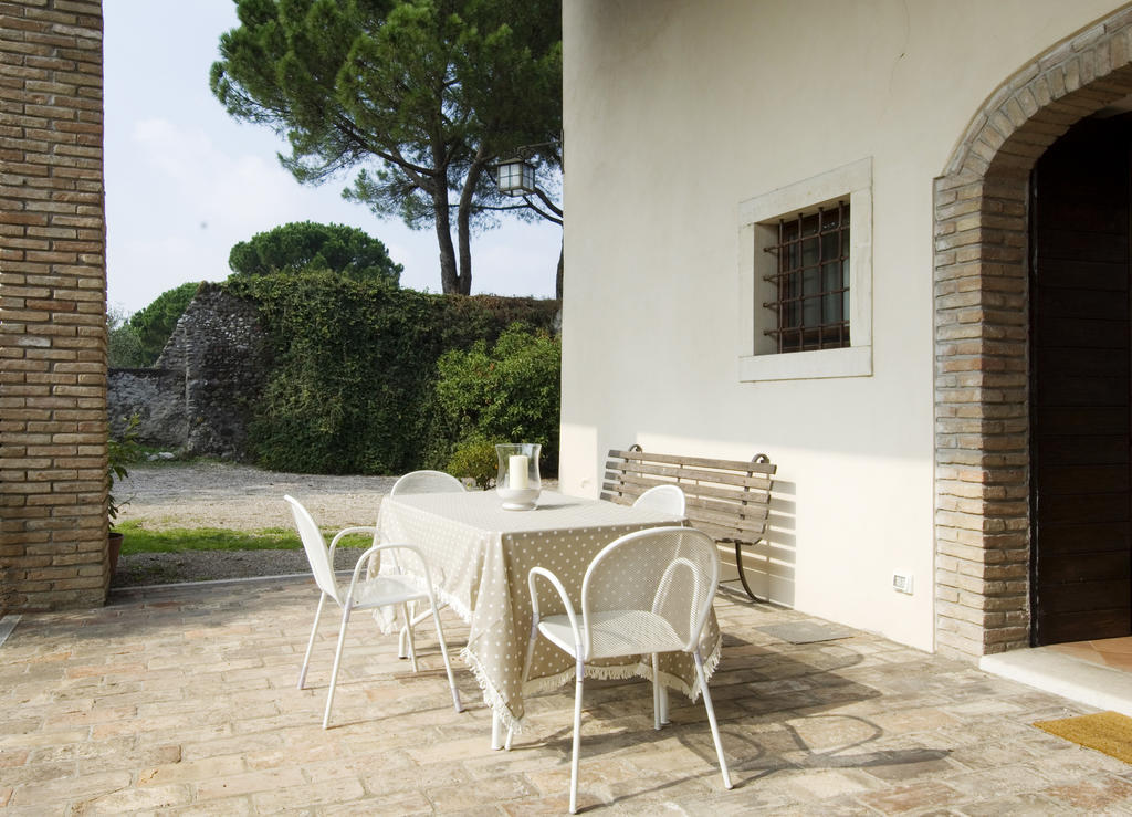 Relais Villa Sagramoso Sacchetti Verona Rum bild